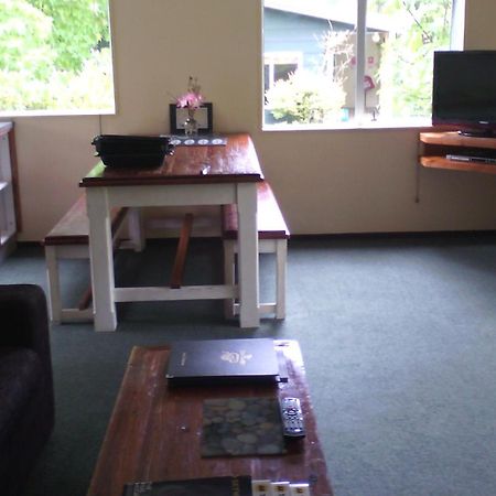 Creel Lodge Turangi Buitenkant foto