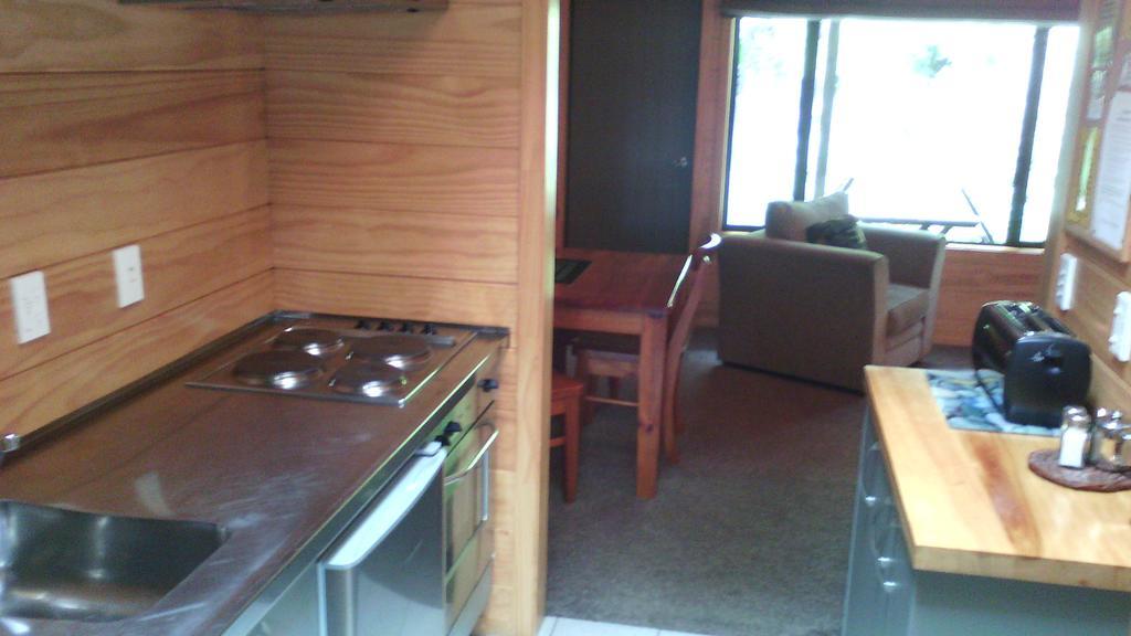 Creel Lodge Turangi Buitenkant foto