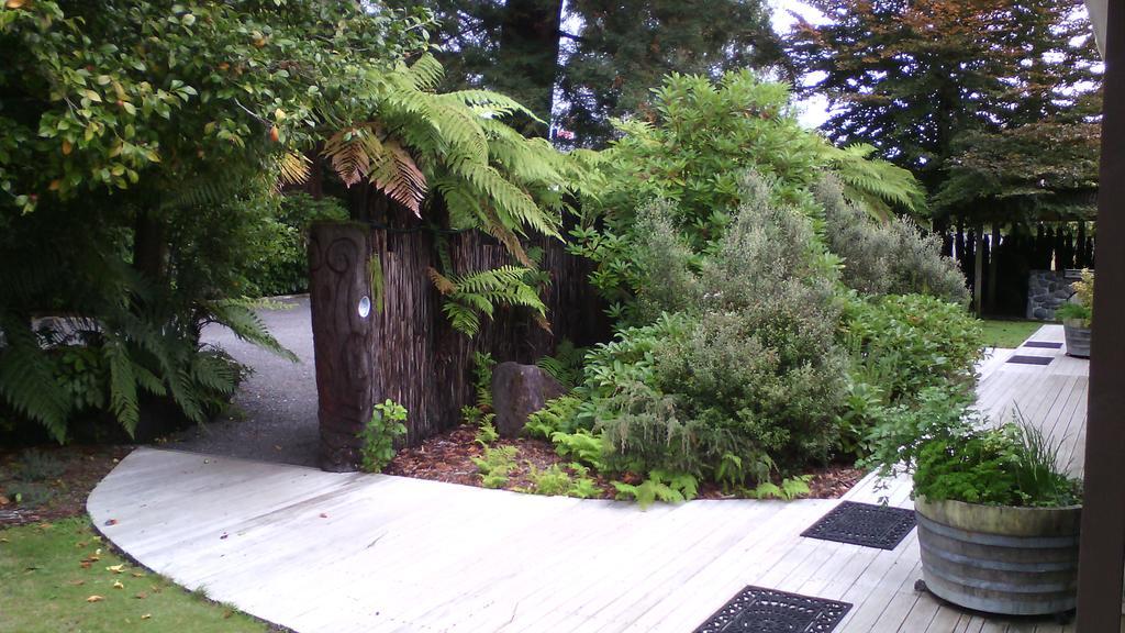 Creel Lodge Turangi Buitenkant foto