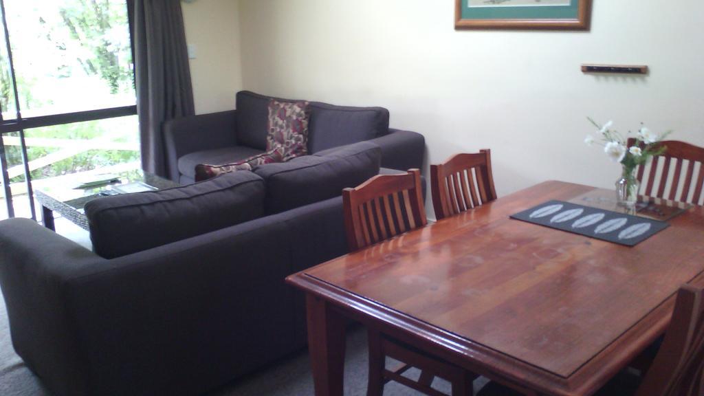 Creel Lodge Turangi Buitenkant foto