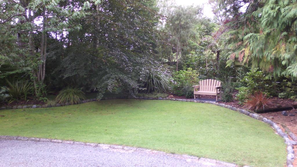 Creel Lodge Turangi Buitenkant foto