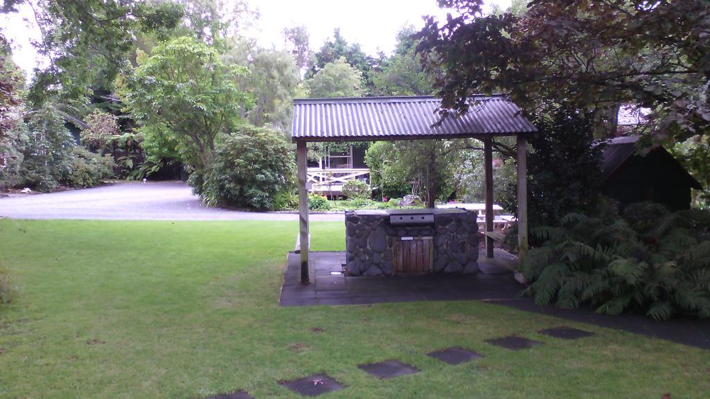 Creel Lodge Turangi Buitenkant foto