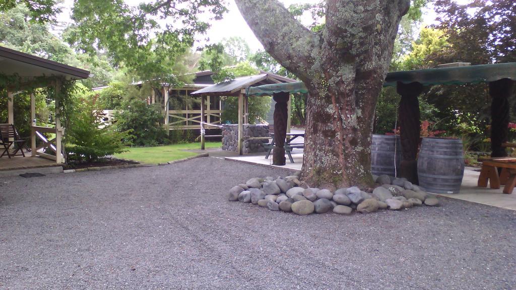 Creel Lodge Turangi Buitenkant foto