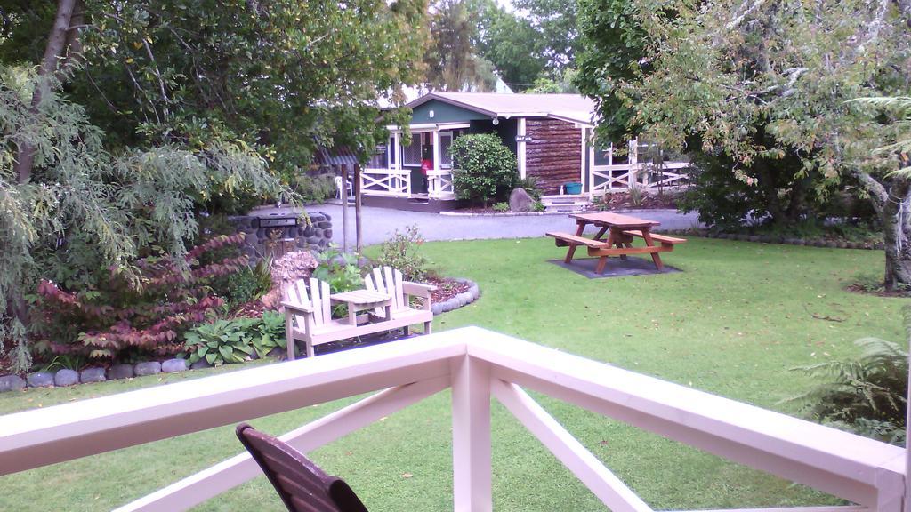 Creel Lodge Turangi Buitenkant foto